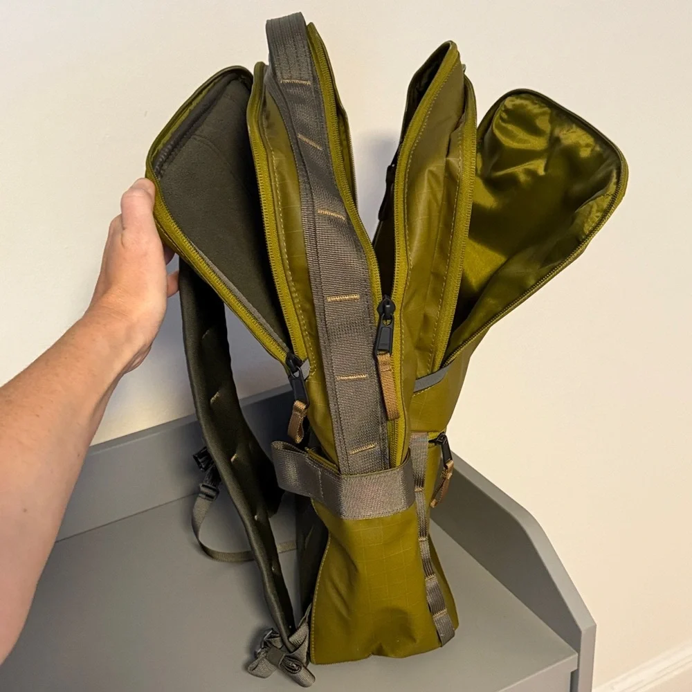 The North Face Mustard Backpack - Picture 5 of 5